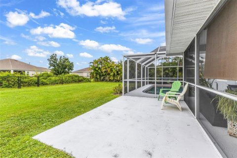Villa ou maison à vendre à Punta Gorda, Floride: 3 chambres, 155.98 m2 № 2403561 - photo 30