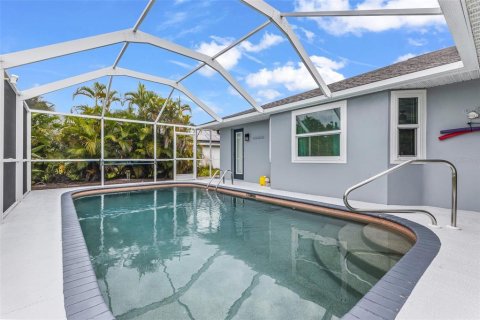 Villa ou maison à vendre à Punta Gorda, Floride: 3 chambres, 155.98 m2 № 2403561 - photo 5