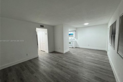 Appartement à North Miami, Floride 2 chambres, 83.61 m2 № 1999398