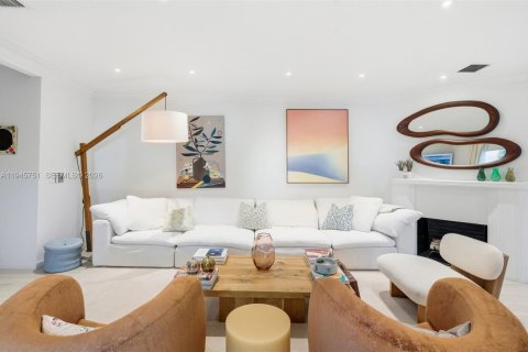 Купить виллу или дом в Майами-Бич, Флорида 4 спальни, 161.74м2, № 2007792 - фото 4