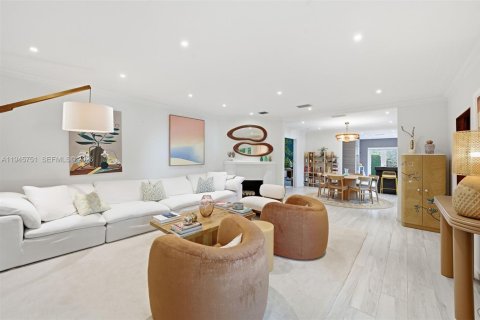 Купить виллу или дом в Майами-Бич, Флорида 4 спальни, 161.74м2, № 2007792 - фото 6