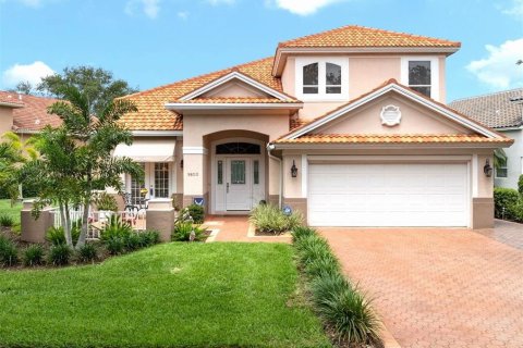 House in Seminole, Florida 3 bedrooms, 248.42 sq.m. № 1773563 - photo 1
