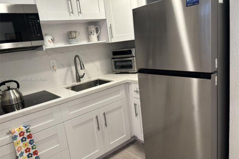 Купить кондоминиум в Авентура, Флорида 1 спальня, 72.19м2, № 2032338 - фото 18