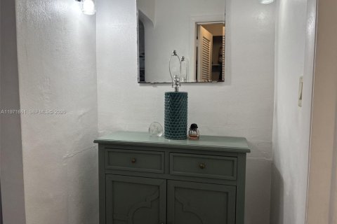 Купить кондоминиум в Авентура, Флорида 1 спальня, 72.19м2, № 2032338 - фото 8