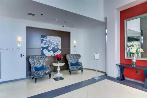 Apartamento en alquiler en Miami, Florida, 2 dormitorios, 102.19 m2 № 1842717 - foto 16