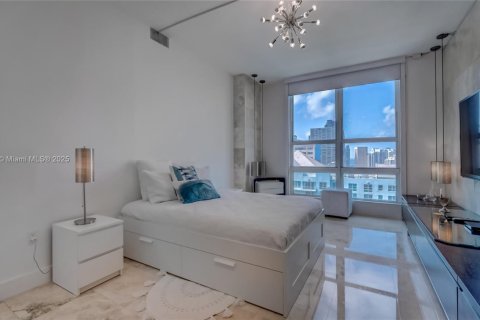 Apartamento en alquiler en Miami, Florida, 2 dormitorios, 102.19 m2 № 1842717 - foto 8