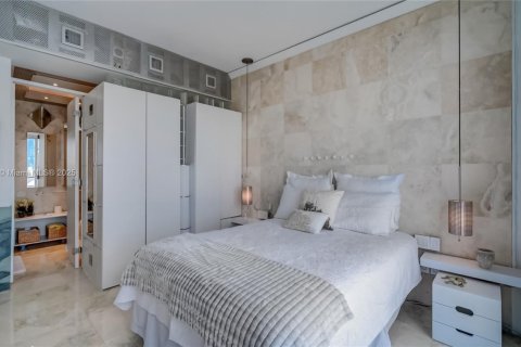 Apartamento en alquiler en Miami, Florida, 2 dormitorios, 102.19 m2 № 1842717 - foto 5