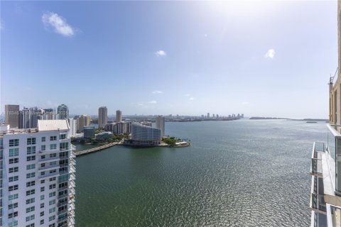 Apartamento en alquiler en Miami, Florida, 2 dormitorios, 102.19 m2 № 1842717 - foto 17