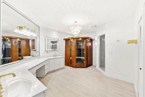House in Fort Lauderdale, Florida 4 bedrooms, 249.07 sq.m. № 2153740 - photo 27