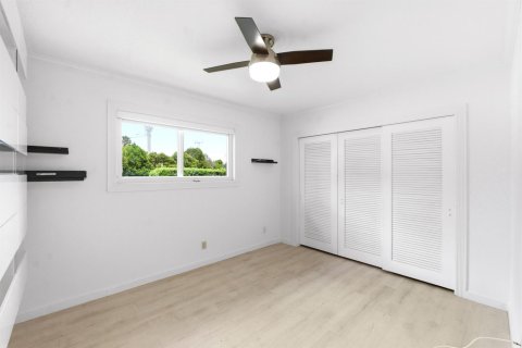 House in Fort Lauderdale, Florida 4 bedrooms, 249.07 sq.m. № 2153740 - photo 19