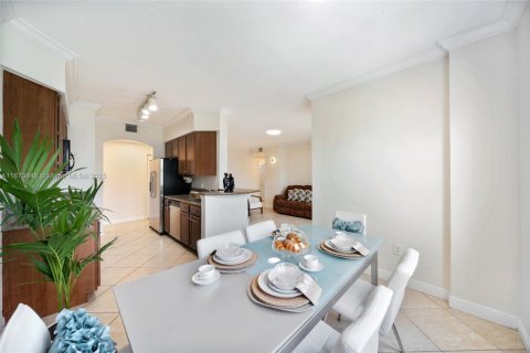 Снять в аренду кондоминиум в Майами, Флорида 3 спальни, 125.14м2, № 1982181 - фото 13