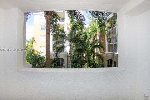 Copropriété à louer à Sunny Isles Beach, Floride: 2 chambres, 86.77 m2 № 2007793 - photo 8