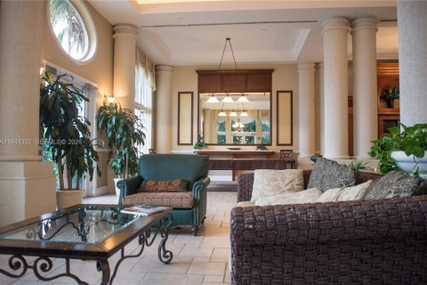 Copropriété à louer à Sunny Isles Beach, Floride: 2 chambres, 86.77 m2 № 2007793 - photo 24