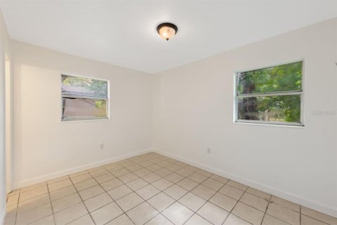 Propiedad comercial en venta en Orlando, Florida, 180.6 m2 № 1803989 - foto 16