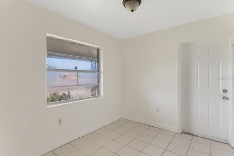 Commercial property in Orlando, Florida 180.6 sq.m. № 1803989 - photo 20
