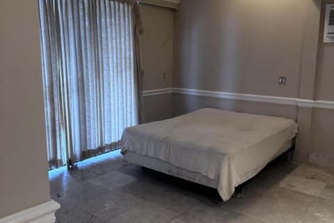 Villa ou maison à vendre à Boynton Beach, Floride: 7 chambres, 261.52 m2 № 1065855 - photo 1
