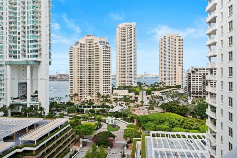 Copropriété à vendre à Miami, Floride: 2 chambres, 114.83 m2 № 1790584 - photo 27
