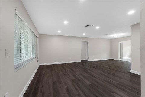 Casa en venta en Palm Harbor, Florida, 2 dormitorios, 153.85 m2 № 2135014 - foto 3
