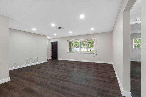 Casa en venta en Palm Harbor, Florida, 2 dormitorios, 153.85 m2 № 2135014 - foto 5