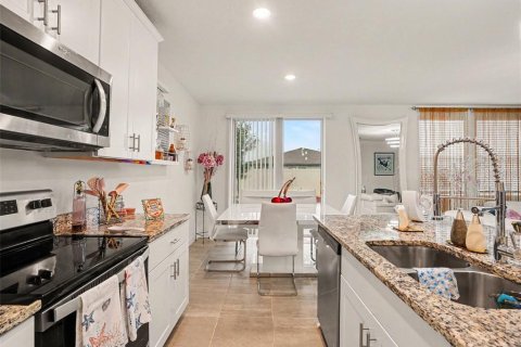 Casa en venta en Haines City, Florida, 3 dormitorios, 138.33 m2 № 2208320 - foto 15
