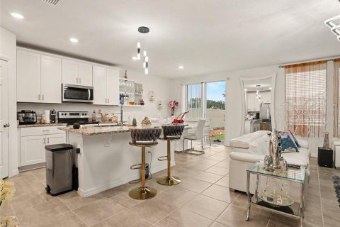 Casa en venta en Haines City, Florida, 3 dormitorios, 138.33 m2 № 2208320 - foto 13