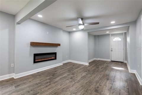Casa en venta en Tampa, Florida, 3 dormitorios, 107.95 m2 № 2207573 - foto 21