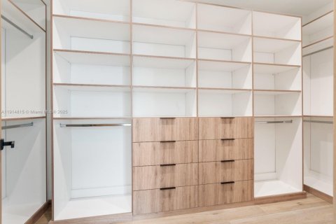 Купить таунхаус в Форт-Лодердейл, Флорида 4 спальни, 222.22м2, № 1974343 - фото 5