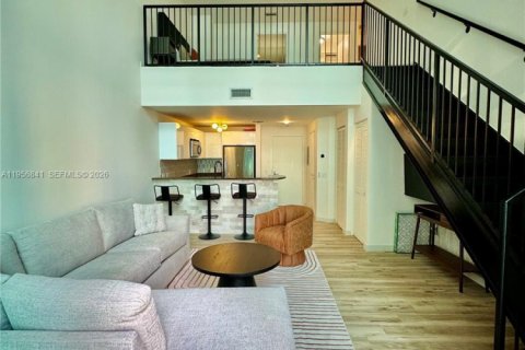 Condominio en venta en Miami, Florida, 1 dormitorio, 76.55 m2 № 2010712 - foto 14
