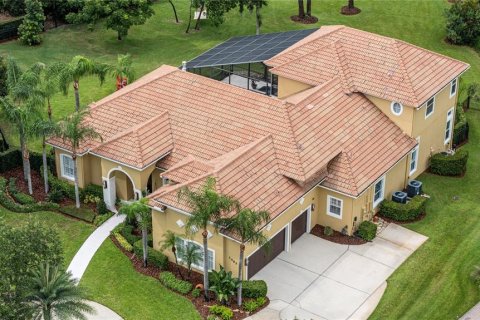 House in Lake Mary, Florida 6 bedrooms, 423.45 sq.m. № 2349908 - photo 6
