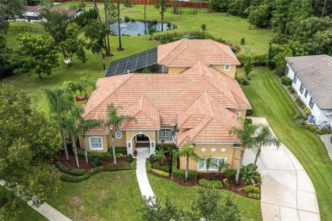 House in Lake Mary, Florida 6 bedrooms, 423.45 sq.m. № 2349908 - photo 2