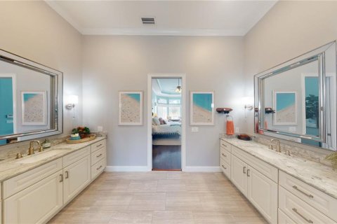 House in Lake Mary, Florida 6 bedrooms, 423.45 sq.m. № 2349908 - photo 19