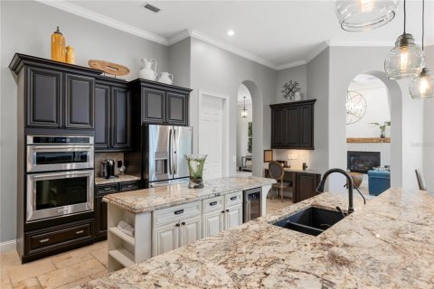 House in Lake Mary, Florida 6 bedrooms, 423.45 sq.m. № 2349908 - photo 26