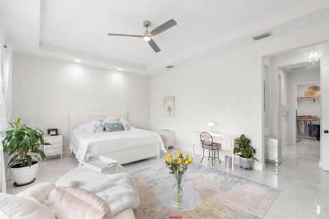 House in Westlake, Florida 4 bedrooms, 310.85 sq.m. № 2083391 - photo 7