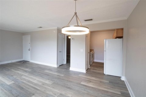 Condo in Tampa, Florida, 1 bedroom  № 2378957 - photo 5