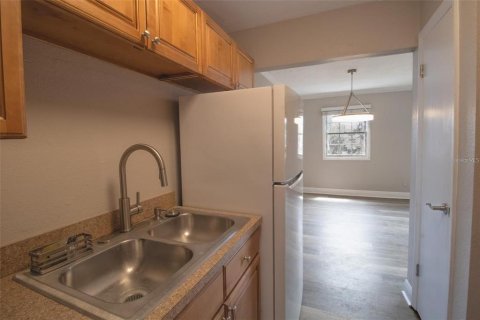 Condo in Tampa, Florida, 1 bedroom  № 2378957 - photo 7