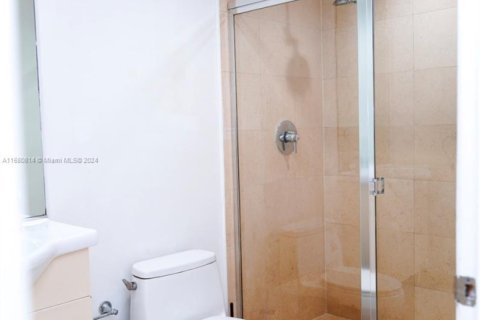 Condo in Hallandale Beach, Florida, 3 bedrooms  № 1860839 - photo 7