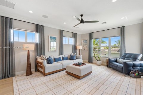 Купить виллу или дом в Палм-Бич-Гарденс, Флорида 5 спален, 345.41м2, № 1973276 - фото 28