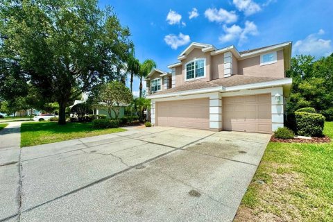 Casa en alquiler en Lutz, Florida, 6 dormitorios, 308.81 m2 № 2116982 - foto 2