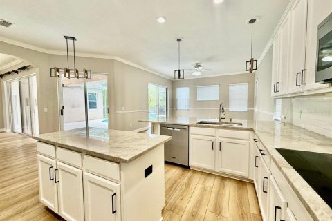 Casa en alquiler en Lutz, Florida, 6 dormitorios, 308.81 m2 № 2116982 - foto 16