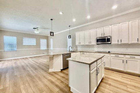 Casa en alquiler en Lutz, Florida, 6 dormitorios, 308.81 m2 № 2116982 - foto 13
