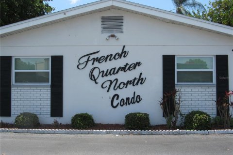 Condominio en alquiler en Saint Petersburg, Florida, 2 dormitorios, 80.82 m2 № 1912465 - foto 2