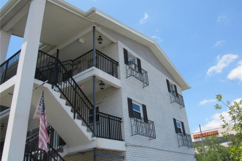 Condominio en alquiler en Saint Petersburg, Florida, 2 dormitorios, 80.82 m2 № 1912465 - foto 3