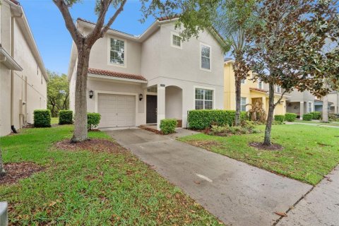 House in Kissimmee, Florida 6 bedrooms, 305.74 sq.m. № 2206381