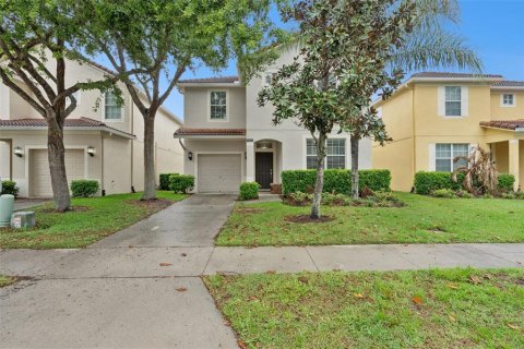 Casa en venta en Kissimmee, Florida, 6 dormitorios, 305.74 m2 № 2206381 - foto 3