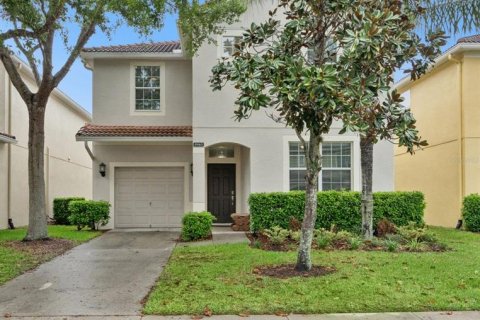 Casa en venta en Kissimmee, Florida, 6 dormitorios, 305.74 m2 № 2206381 - foto 2