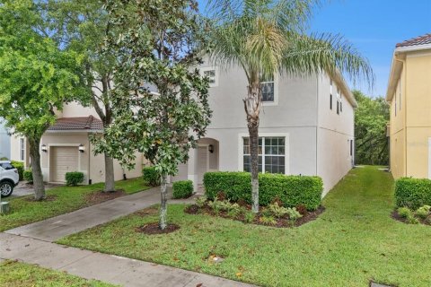 Casa en venta en Kissimmee, Florida, 6 dormitorios, 305.74 m2 № 2206381 - foto 4