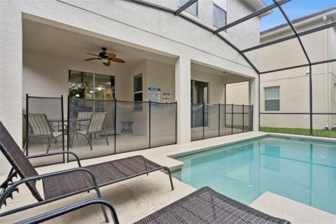 Casa en venta en Kissimmee, Florida, 6 dormitorios, 305.74 m2 № 2206381 - foto 29