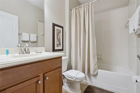Casa en venta en Kissimmee, Florida, 6 dormitorios, 305.74 m2 № 2206381 - foto 27