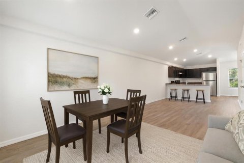 Commercial property in Port Charlotte, Florida 4 bedrooms, 194.72 sq.m. № 1894411 - photo 5
