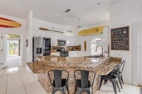 Villa ou maison à vendre à New Smyrna Beach, Floride: 3 chambres, 178.37 m2 № 1544149 - photo 22